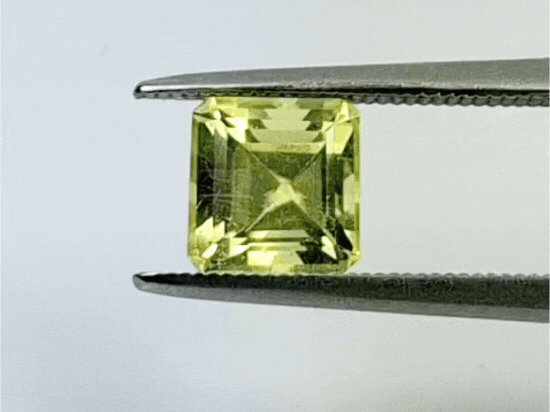 1.89ct Chrysolite 6mm
