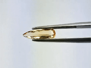 1.94ct Topázio Imperial 13x5mm