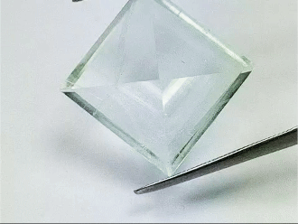 10.70ct Água-marinha 15mm