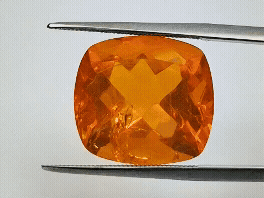 12.80ct Opala de Fogo 17x15mm