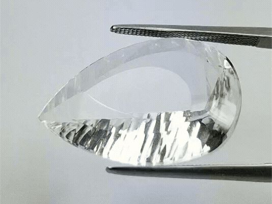 18.40ct Quartzo Com Inclusão 25x17mm