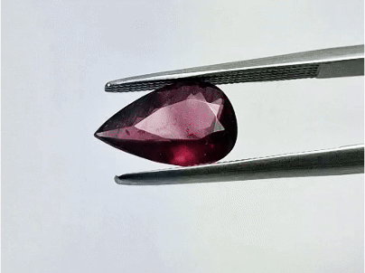 2.65ct Garnet 12x8mm