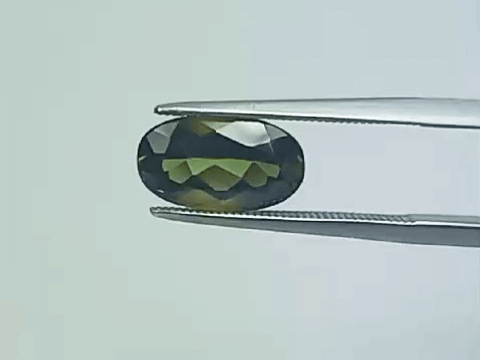 2.75ct Turmalina 12x6mm