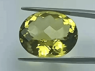 24.10ct Green Gold 21x18mm