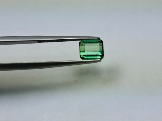1.48ct Turmalina 7x6mm