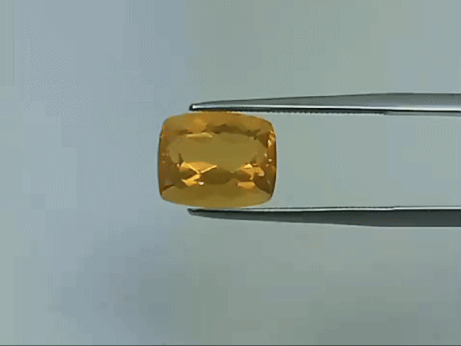 3.35ct Opala de Fogo 10x8mm