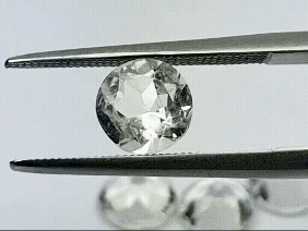3.88ct Petalita Calibrada 6.5mm