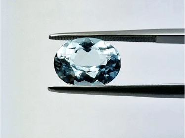 3.90ct Topázio Cor Natural 11x9mm