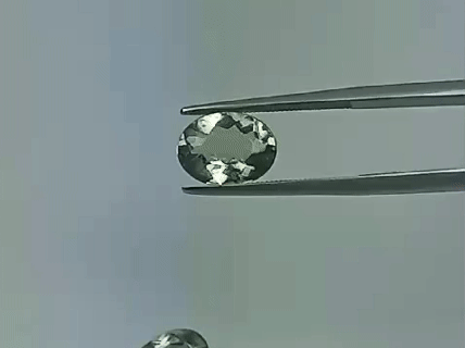 4.40ct Berilo Verde 12x7mm 11x8mm