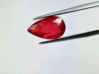 4.60ct Rhodonite 14x7mm