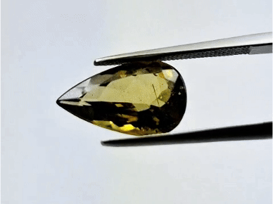 4.74ct Turmalina 15x8mm