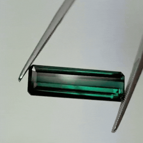 4.80ct Turmalina 20x6mm