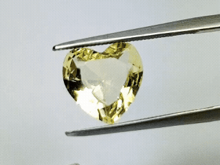 5.48ct Green Gold Pair 9mm