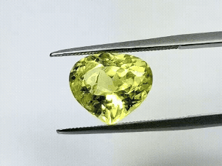 5.55ct Chrysolite 12x10mm