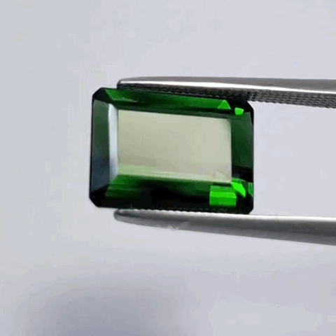 4.90ct Turmalina 12x9mm
