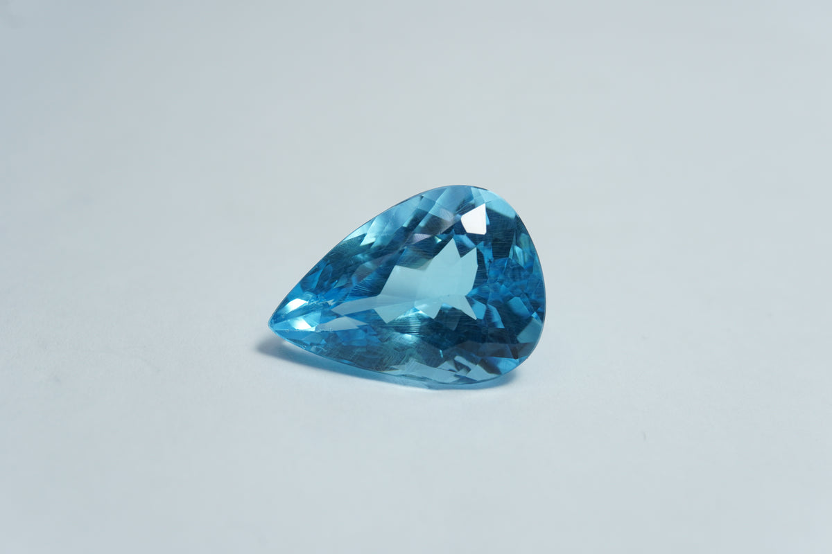 Topázio 14,70ct 18x12mm