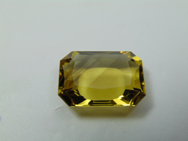 29 quilates Ouro Verde 25x18mm