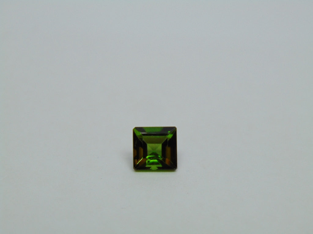 Turmalina de 1,75 ct e 7 mm