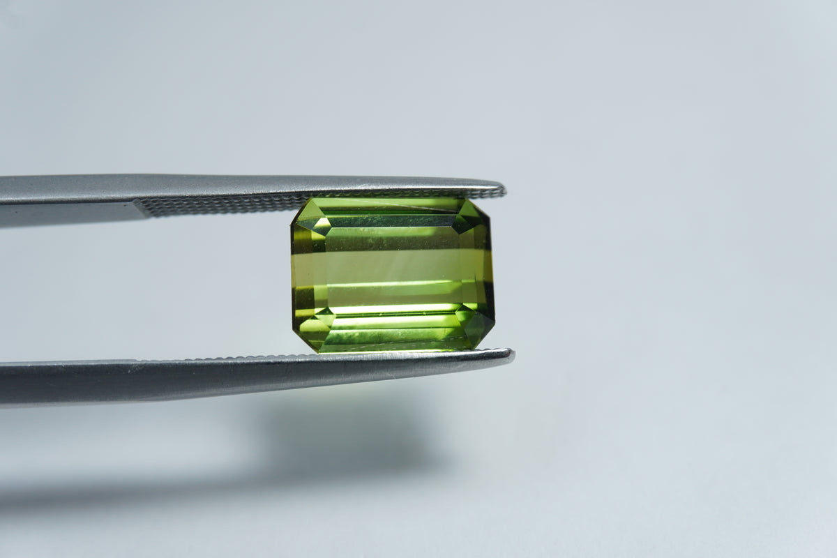 3.80ct Turmalina 10x8mm