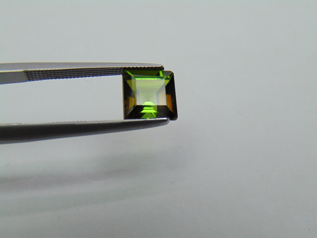 Turmalina de 1,75 ct e 7 mm