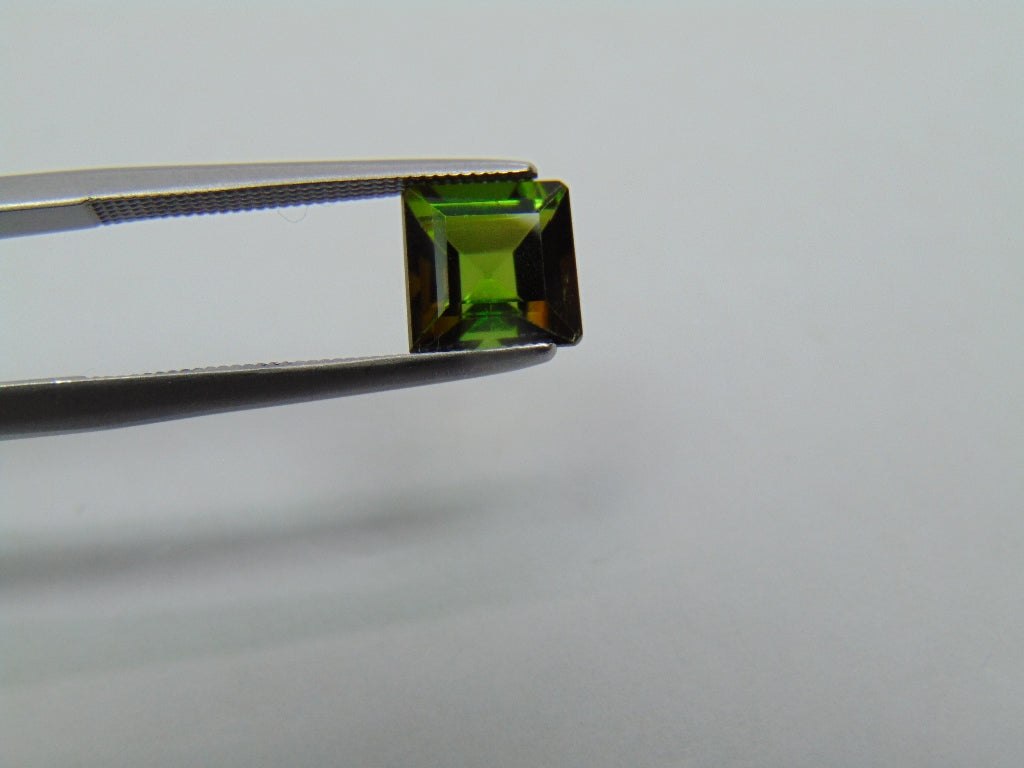Turmalina de 1,75 ct e 7 mm