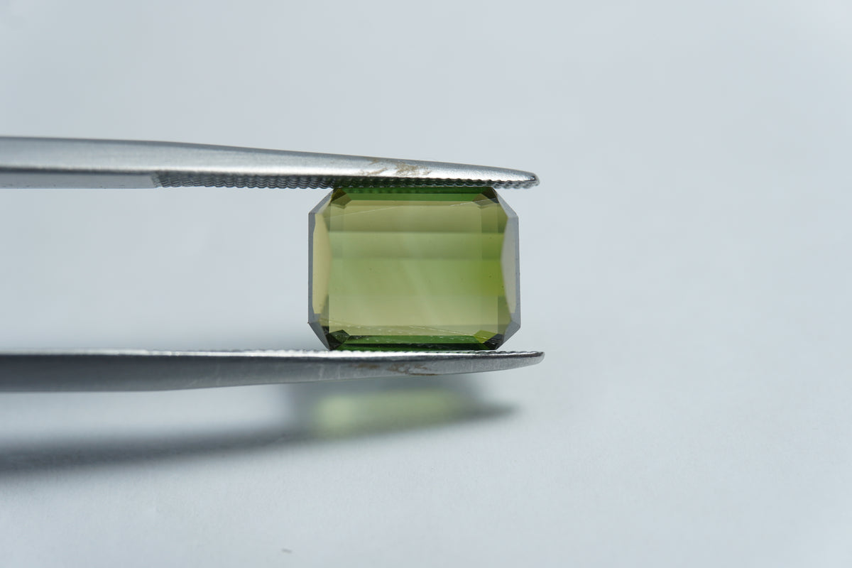 3.80ct Turmalina 10x8mm