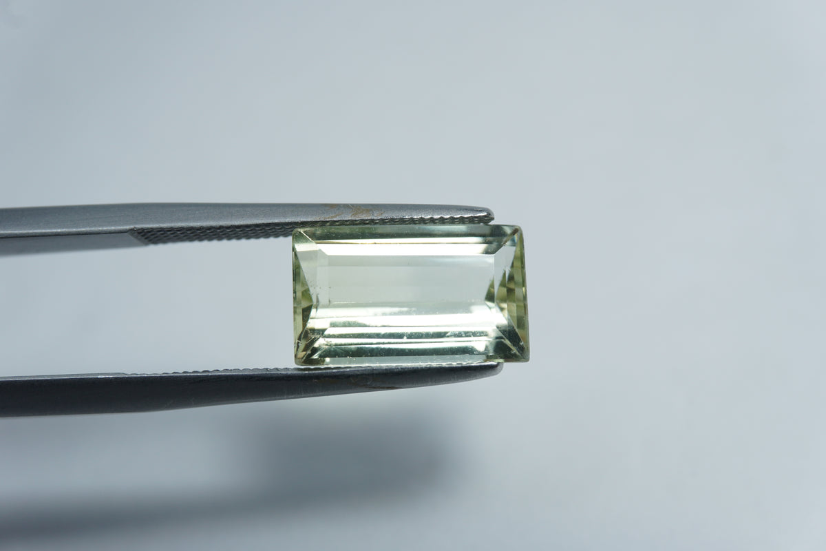 Berilo verde 3ct 12x7mm