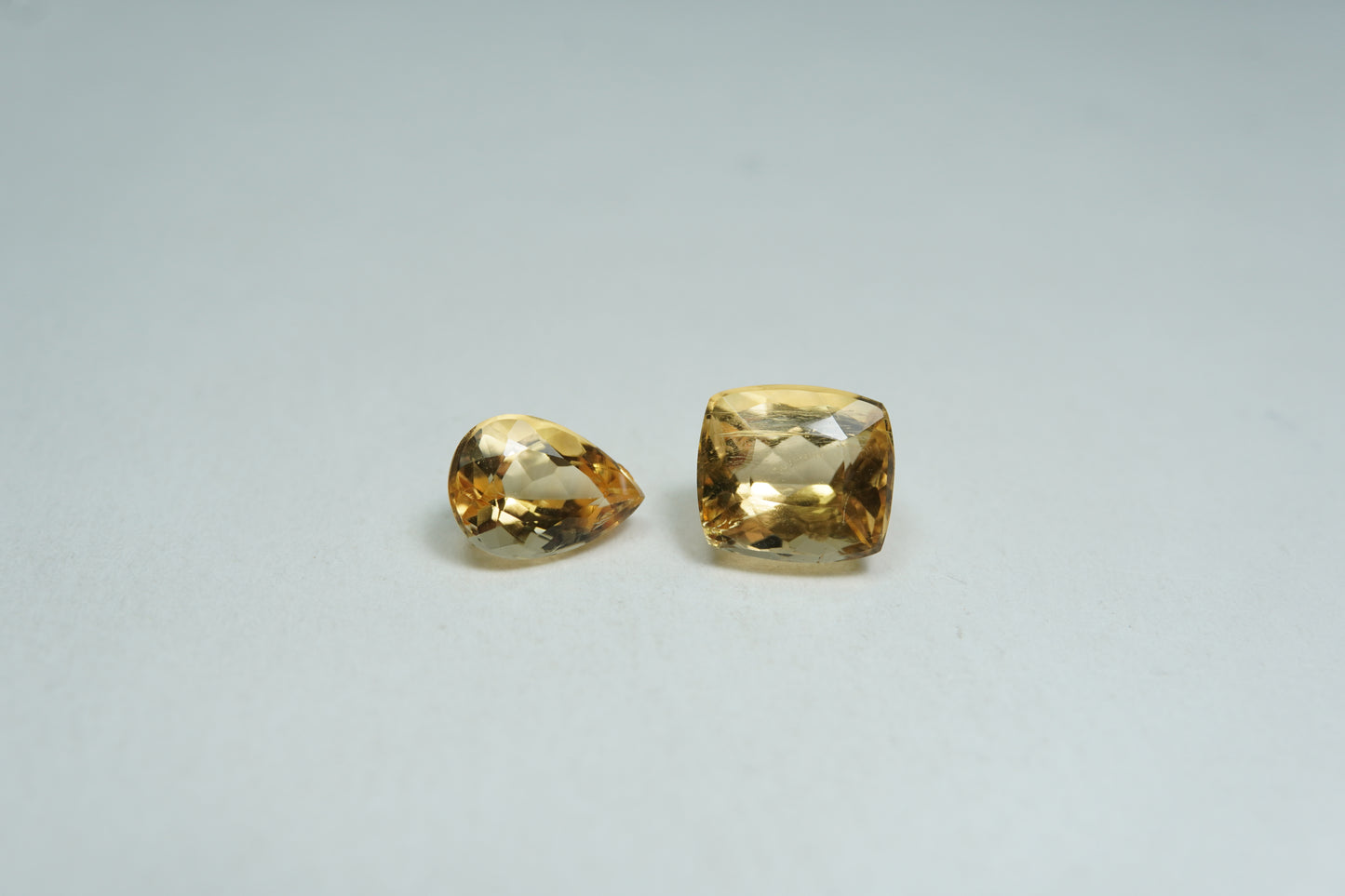 3.20ct Topázio imperial 7x6.5mm / 7.5x5mm