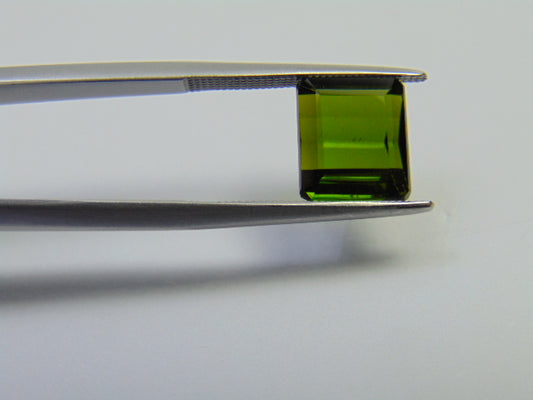 3.70ct Turmalina 9x8mm