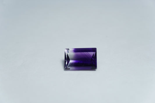1.60ct Ametista bicolor 9x6mm