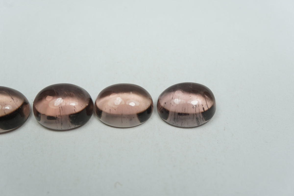 11.67ct Escapolita cabochão 11x8mm / 10x8mm