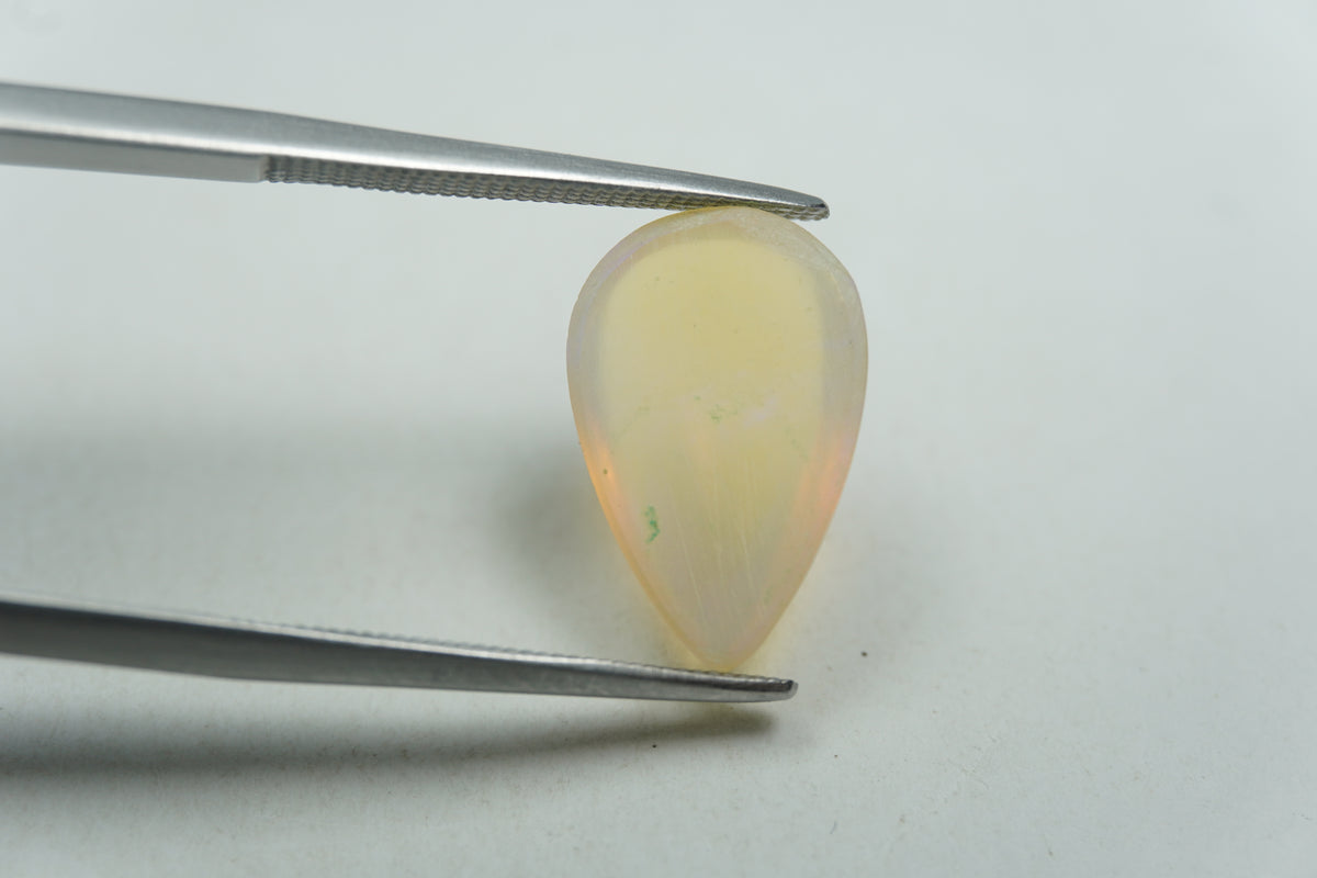 2.93ct Opala cabochão 15x10mm
