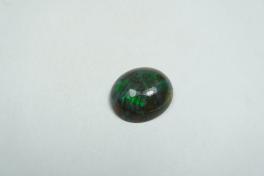 2.65ct Opala cabochão 11.5x10mm