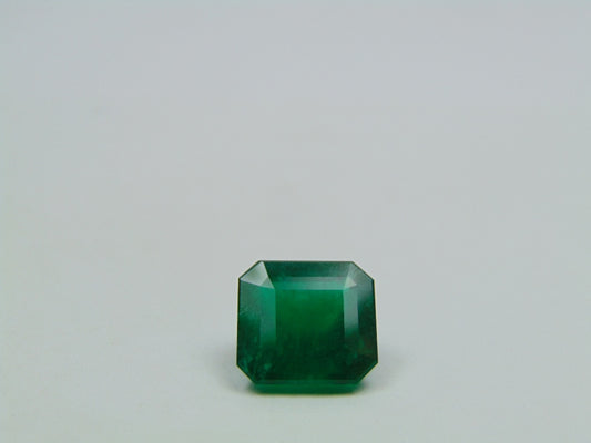 4.45ct Esmeralda 10.5x9.5mm