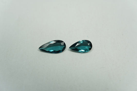 1ct Turmalina azul 9x4mm / 7.5x4mm
