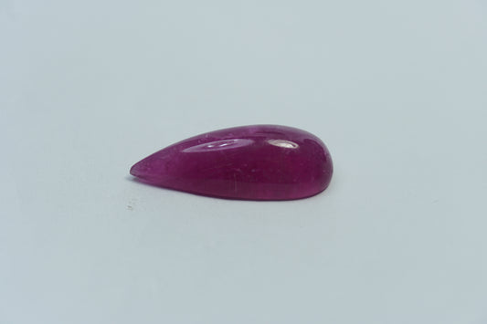 24.05ct Turmalina cabochão 30x12mm