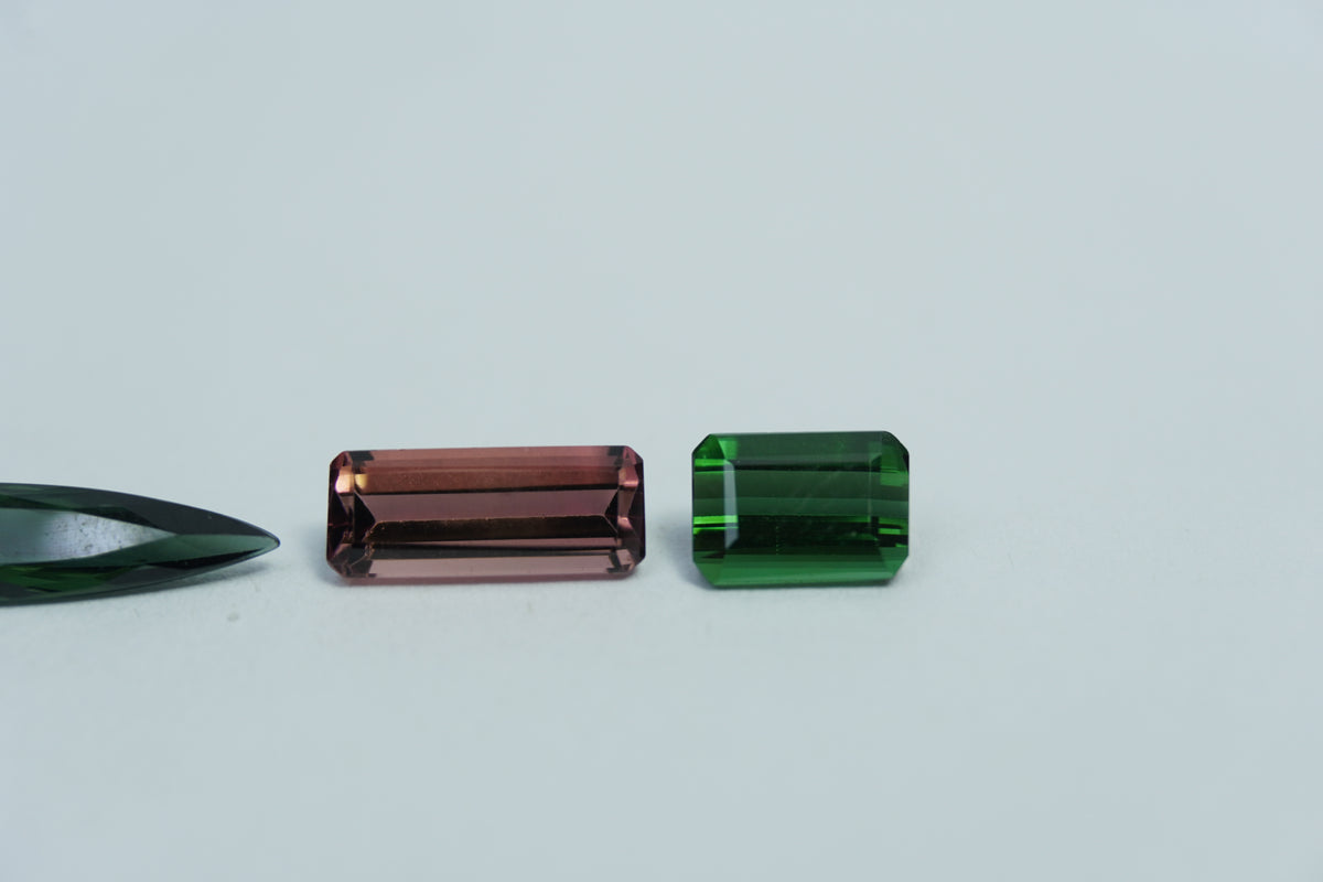 3.95ct Turmalina mista 16x4mm / 10.5x4mm / 7x5mm