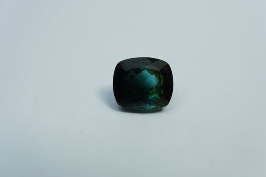 4.85ct Turmalina bicolor 10x9mm