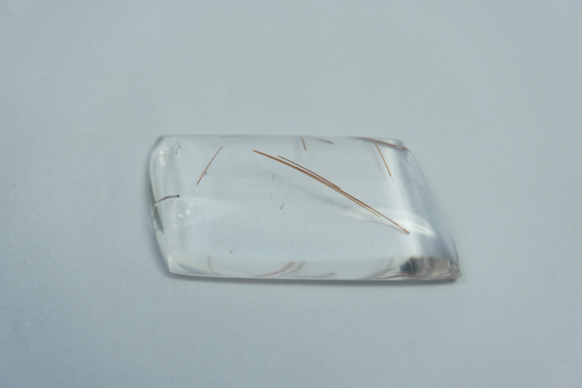 Quartzo com inclusão de 22,80ct 32x16mm