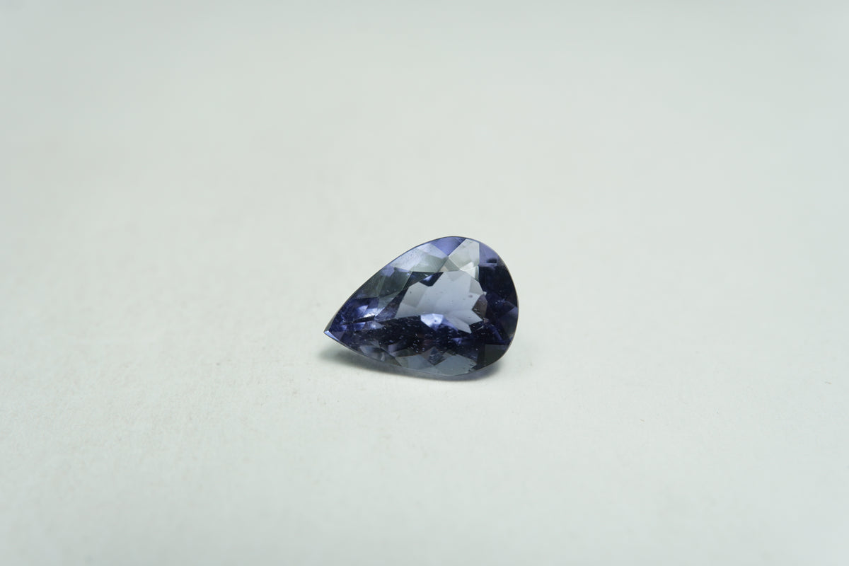 1.87ct Iolita 10.5x7.5mm