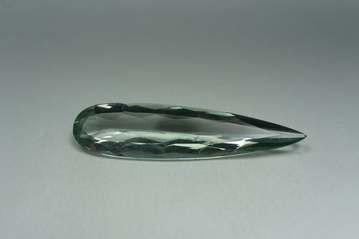 12.05ct Prasiolita 49x9mm