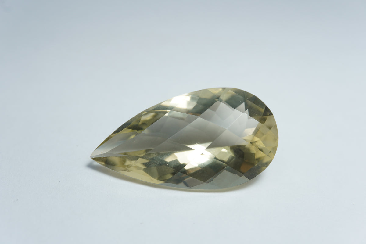 22,45ct ouro verde 29x16mm
