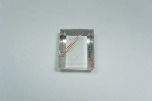 8.50ct Quartzo com inclusão 15x12mm