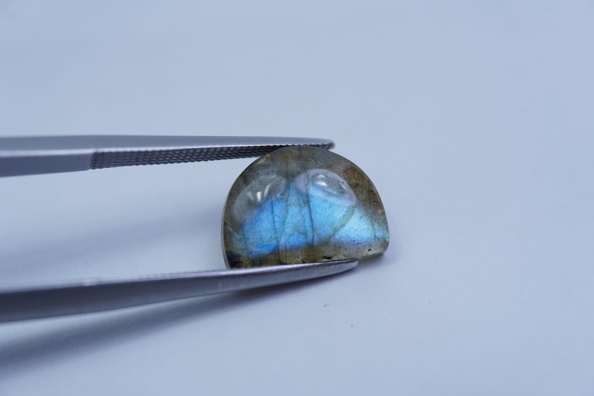 3.90ct Quartzo Labradorita 12x9mm