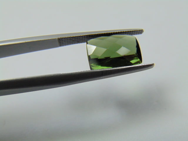 Turmalina de 2,79 ct 11x8mm