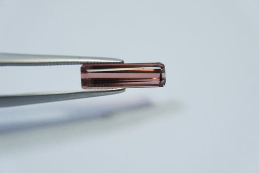 1.89ct Turmalina 14x4mm