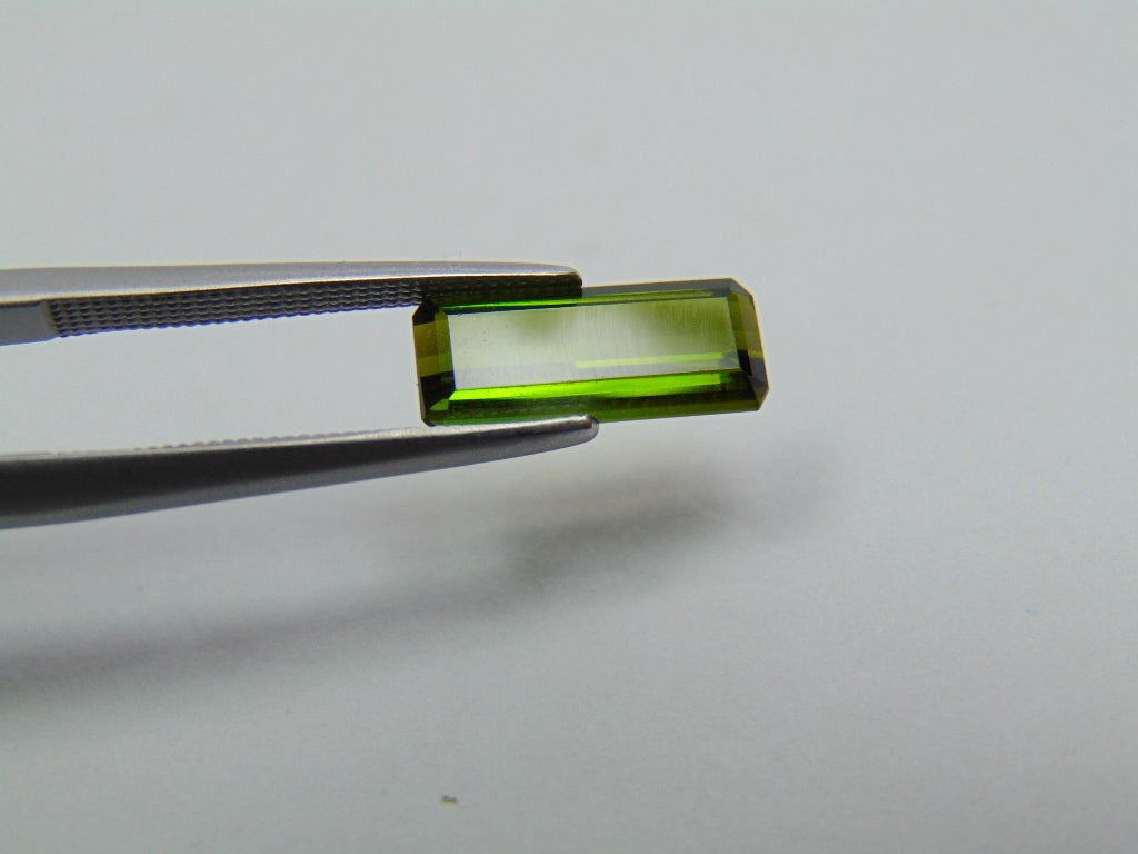 Turmalina de 1,95 ct 12x5mm