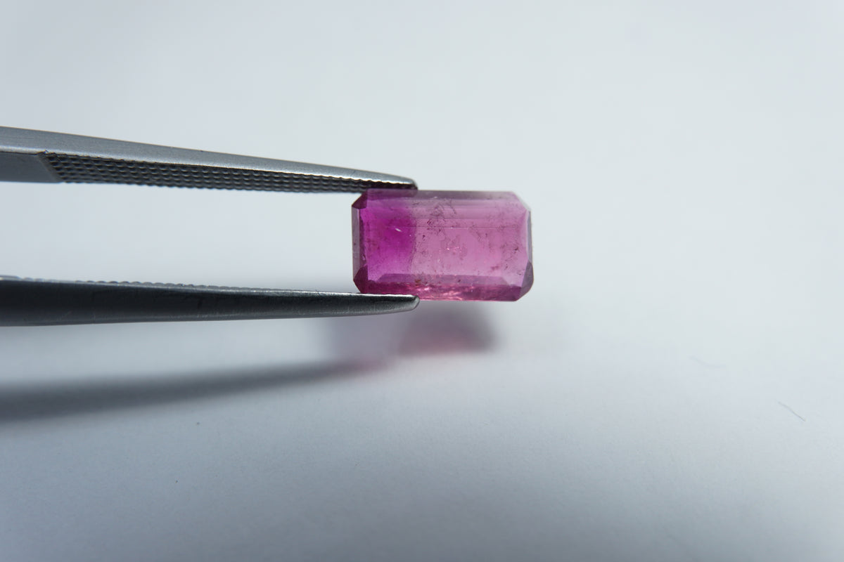 1. Turmalina bicolor de 1,65ct 9x6mm