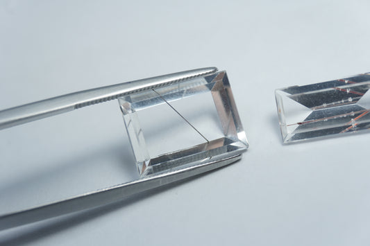 9.75ct Quartzo com inclusão 14x7mm / 14x10mm