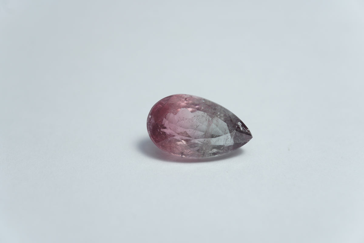 Turmalina bicolor de 4,40ct 13x8mm